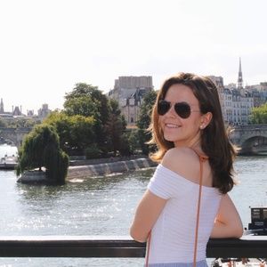 Meet your Posher, Meaghan